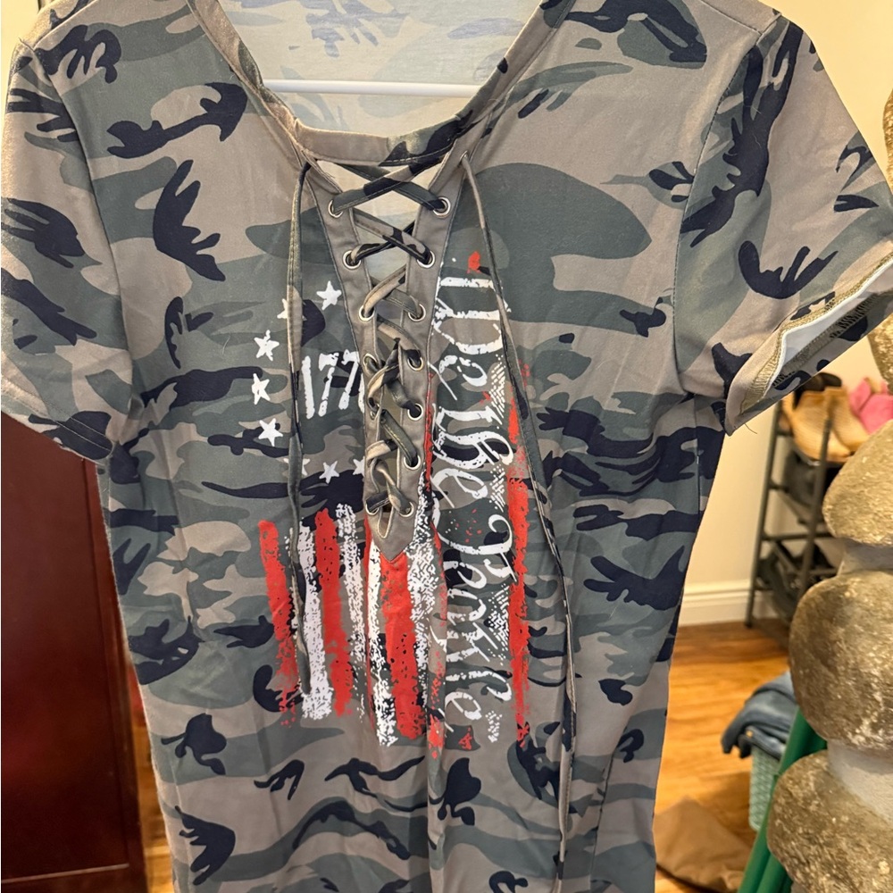 Camo Lace-Up Graphic T-Shirt